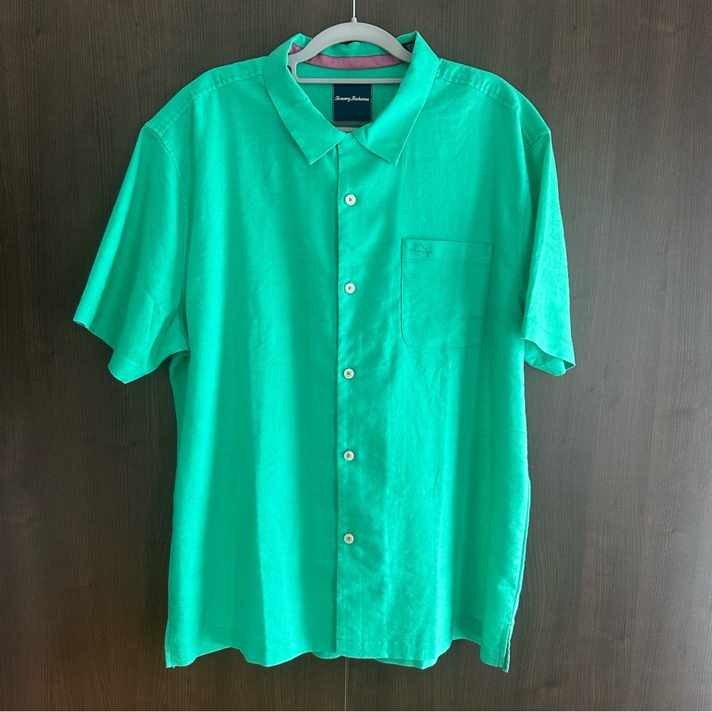 NWT Tommy Bahama Green Casual Button Down Shirt